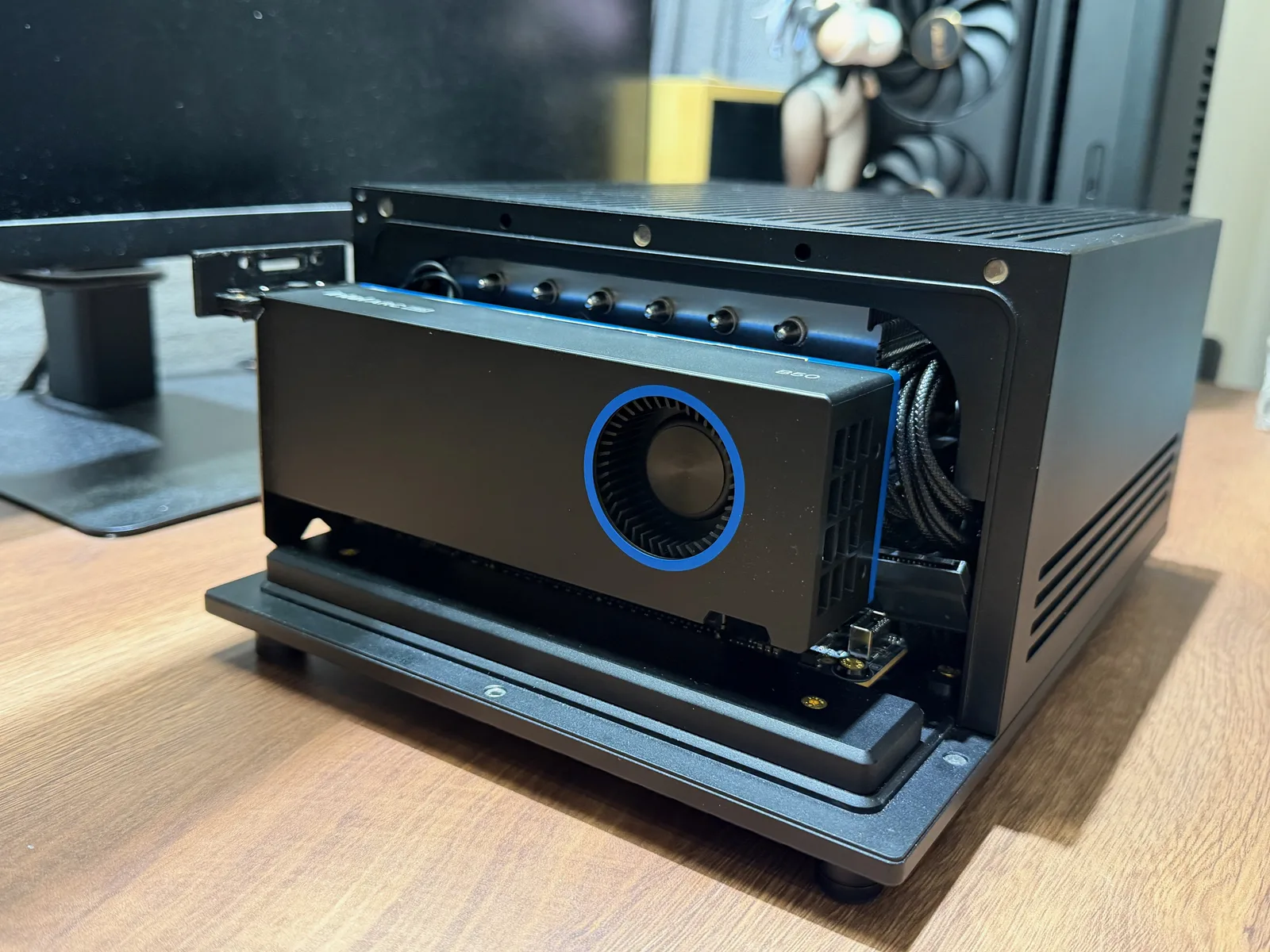Blower GPU and installation space